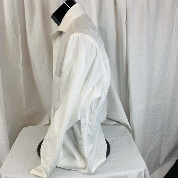 💼 Donald Trump White Textured Stripe Button 16 - Picture 3 of 8